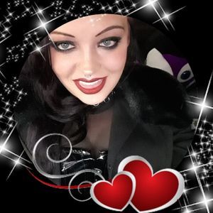 Meet your Posher, Crystal